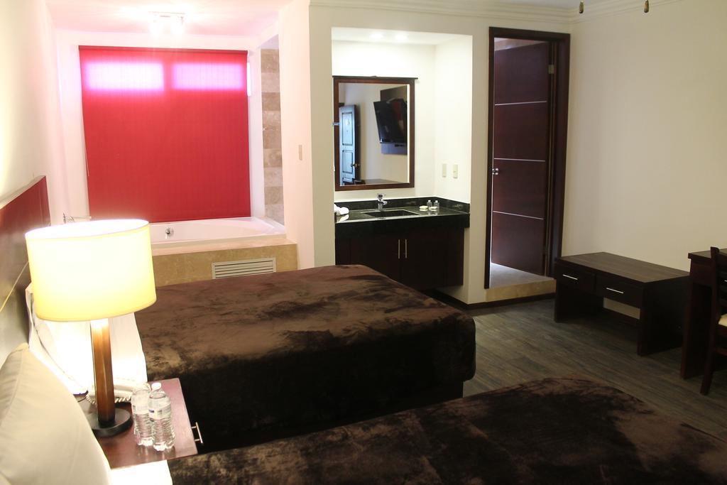 Hotel Rincon Real Suites Durango Exterior foto