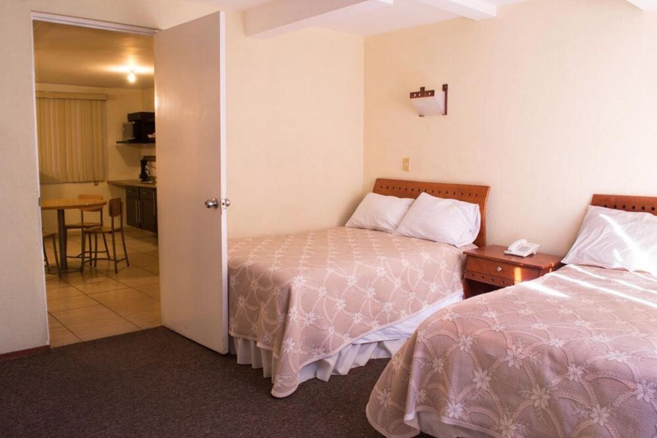 Hotel Rincon Real Suites Durango Exterior foto